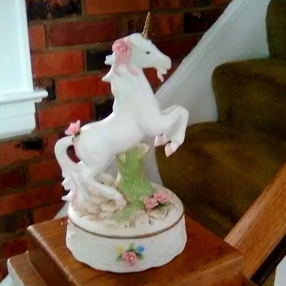 Lefton Accents Unicorn Musical Figurine Poshmark